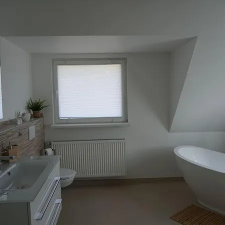 Mit Schoener Aussicht Semesterbostad *