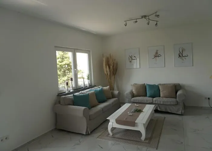 Casa de Férias Mit Schoener Aussicht Weitersburg