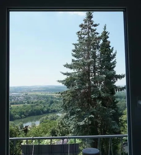 Mit Schoener Aussicht Holiday home Weitersburg