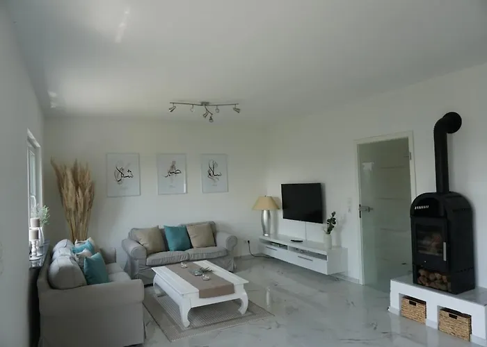 Mit Schoener Aussicht Holiday home Weitersburg