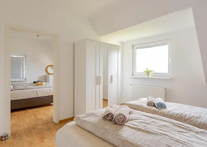 Mit Schoener Aussicht * Weitersburg